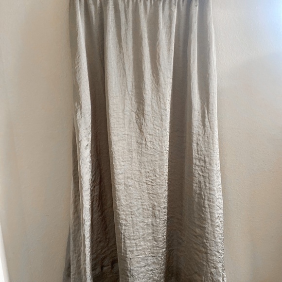 Zara sage satin karki Sage midi skirt with tie front - Picture 6 of 6